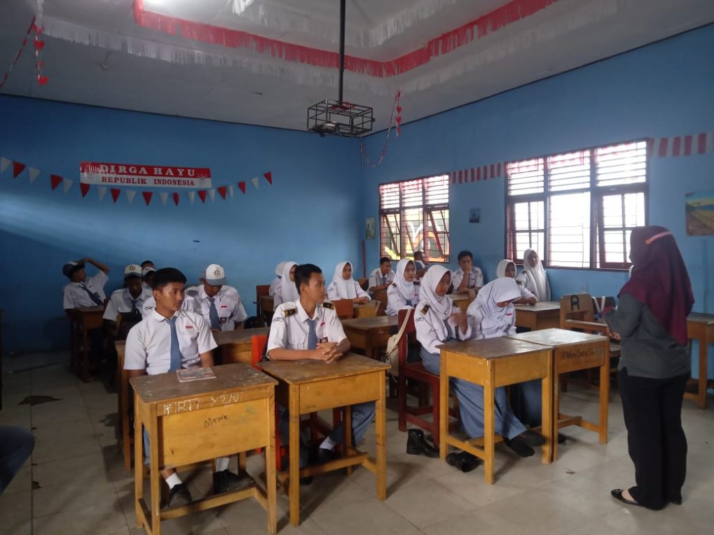 Puskesmas Ketapang I dan SMK Negeri 4 Sampit Menggelar Program Minum Obat Kaki Gajah